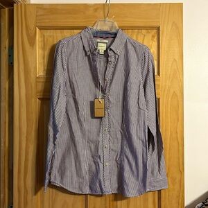 Women’s button down shirt